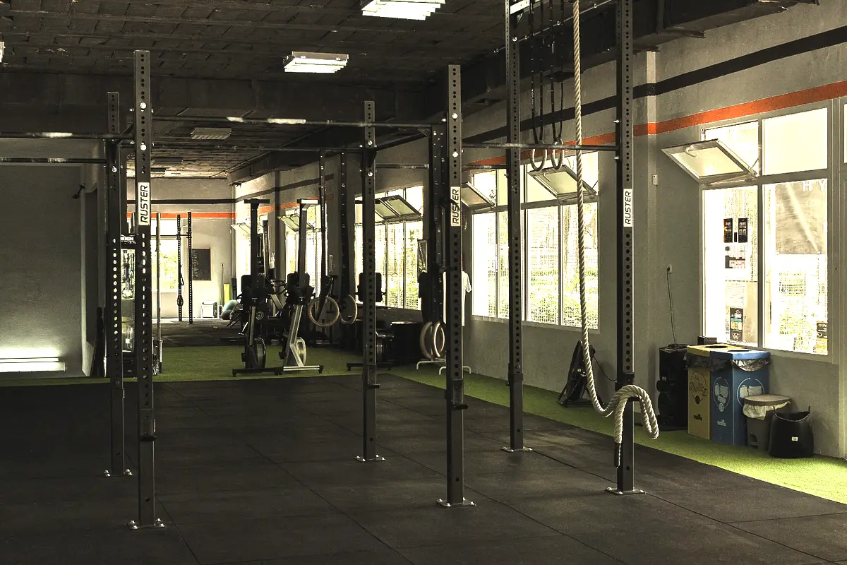 Interior del box CrossFit Korriban en Tres Cantos
